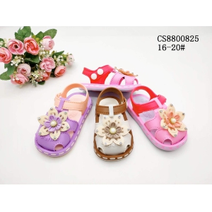CHILDREN'S SLIPPERS AND SANDALS