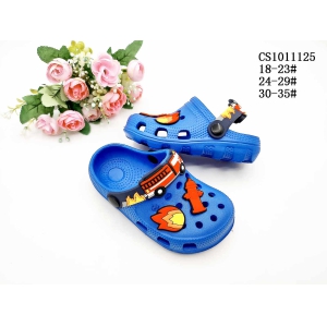 CHILDREN'S SLIPPERS AND SANDALS