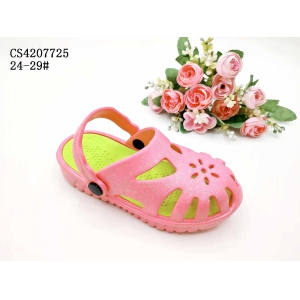 CHILDREN'S SLIPPERS AND SANDALS