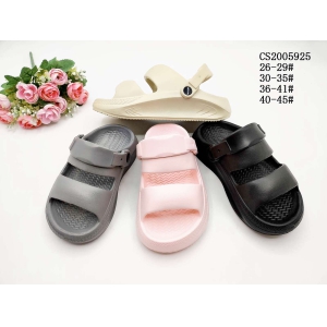 CHILDREN'S SLIPPERS AND SANDALS