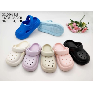 CHILDREN'S SLIPPERS AND SANDALS