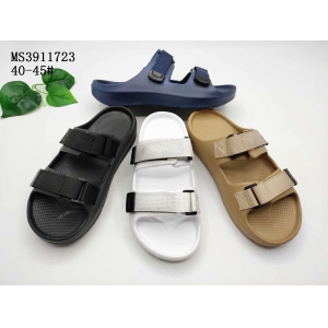MEN'S SLIPPERS AND SANDALS