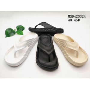 MEN'S SLIPPERS AND SANDALS