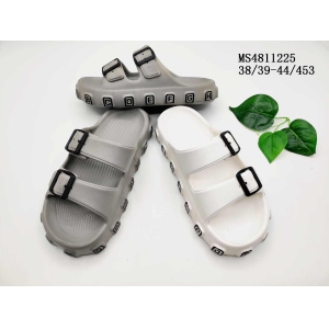 MEN'S SLIPPERS AND SANDALS