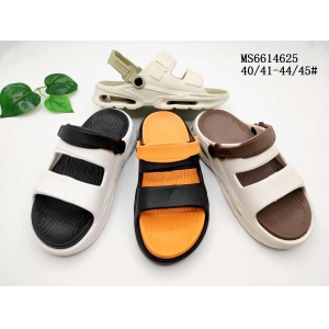 MEN'S SLIPPERS AND SANDALS