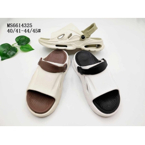 MEN'S SLIPPERS AND SANDALS