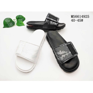 MEN'S SLIPPERS AND SANDALS