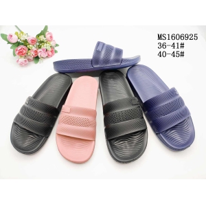 MEN'S SLIPPERS AND SANDALS