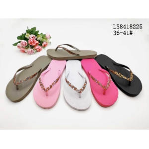 LADY'S FASHION SLIPPERS AND SANDALS