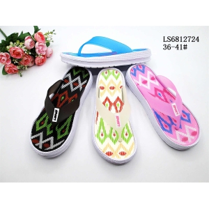 LADY'S FASHION SLIPPERS AND SANDALS