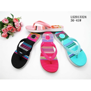 LADY'S FASHION SLIPPERS AND SANDALS