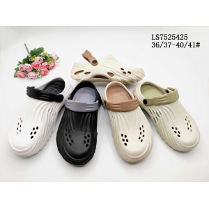LADY'S FASHION SLIPPERS AND SANDALS