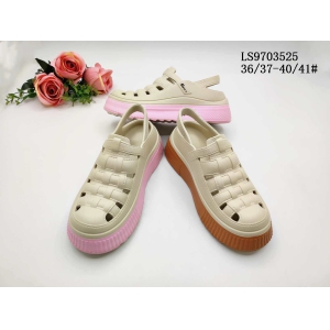 LADY'S FASHION SLIPPERS AND SANDALS