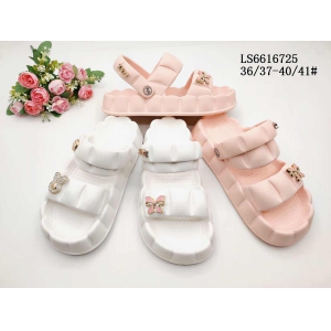 LADY'S FASHION SLIPPERS AND SANDALS