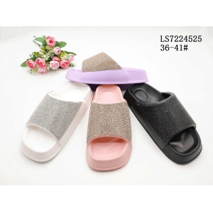 LADY'S FASHION SLIPPERS AND SANDALS