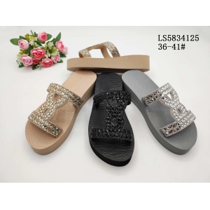 LADY'S FASHION SLIPPERS AND SANDALS