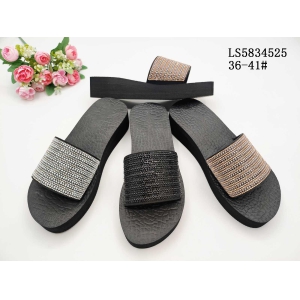 LADY'S FASHION SLIPPERS AND SANDALS