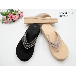 LADY'S FASHION SLIPPERS AND SANDALS