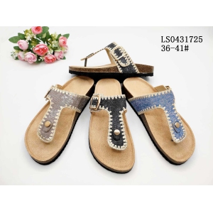 LADY'S FASHION SLIPPERS AND SANDALS