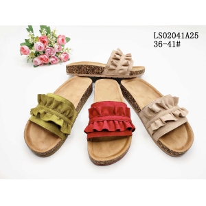 LADY'S FASHION SLIPPERS AND SANDALS