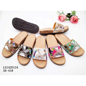 LADY'S FASHION SLIPPERS AND SANDALS