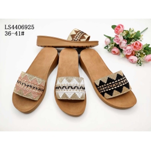 LADY'S FASHION SLIPPERS AND SANDALS