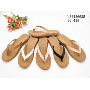 LADY'S FASHION SLIPPERS AND SANDALS