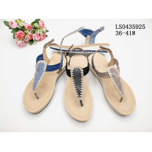LADY'S FASHION SLIPPERS AND SANDALS