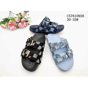 CHILDREN'S SLIPPERS AND SANDALS