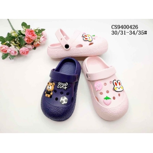 CHILDREN'S SLIPPERS AND SANDALS