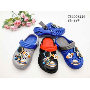 CHILDREN'S SLIPPERS AND SANDALS
