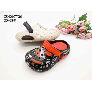 CHILDREN'S SLIPPERS AND SANDALS
