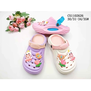 CHILDREN'S SLIPPERS AND SANDALS