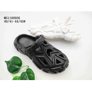MEN'S SLIPPERS AND SANDALS