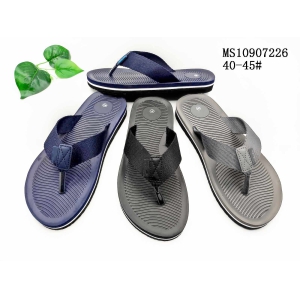 MEN'S SLIPPERS AND SANDALS