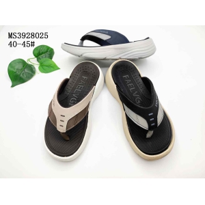 MEN'S SLIPPERS AND SANDALS