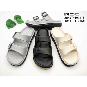 MEN'S SLIPPERS AND SANDALS