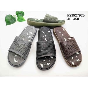 MEN'S SLIPPERS AND SANDALS