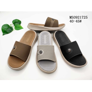 MEN'S SLIPPERS AND SANDALS
