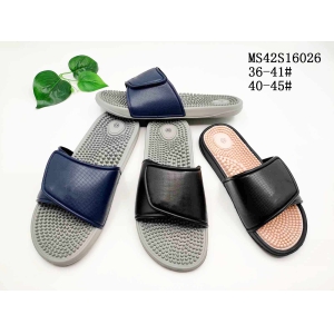 MEN'S SLIPPERS AND SANDALS