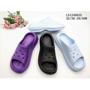 LADY'S FASHION SLIPPERS AND SANDALS