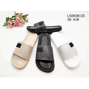 LADY'S FASHION SLIPPERS AND SANDALS