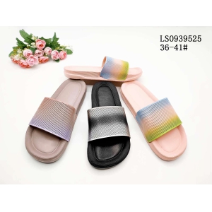 LADY'S FASHION SLIPPERS AND SANDALS