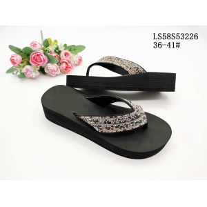 LADY'S FASHION SLIPPERS AND SANDALS