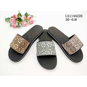 LADY'S FASHION SLIPPERS AND SANDALS
