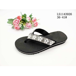 LADY'S FASHION SLIPPERS AND SANDALS
