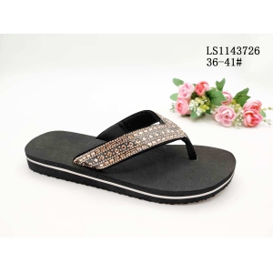 LADY'S FASHION SLIPPERS AND SANDALS