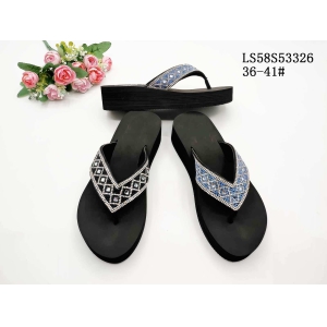 LADY'S FASHION SLIPPERS AND SANDALS