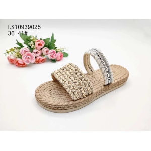 LADY'S FASHION SLIPPERS AND SANDALS