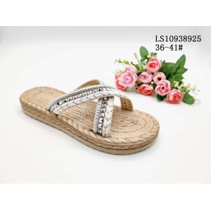 LADY'S FASHION SLIPPERS AND SANDALS